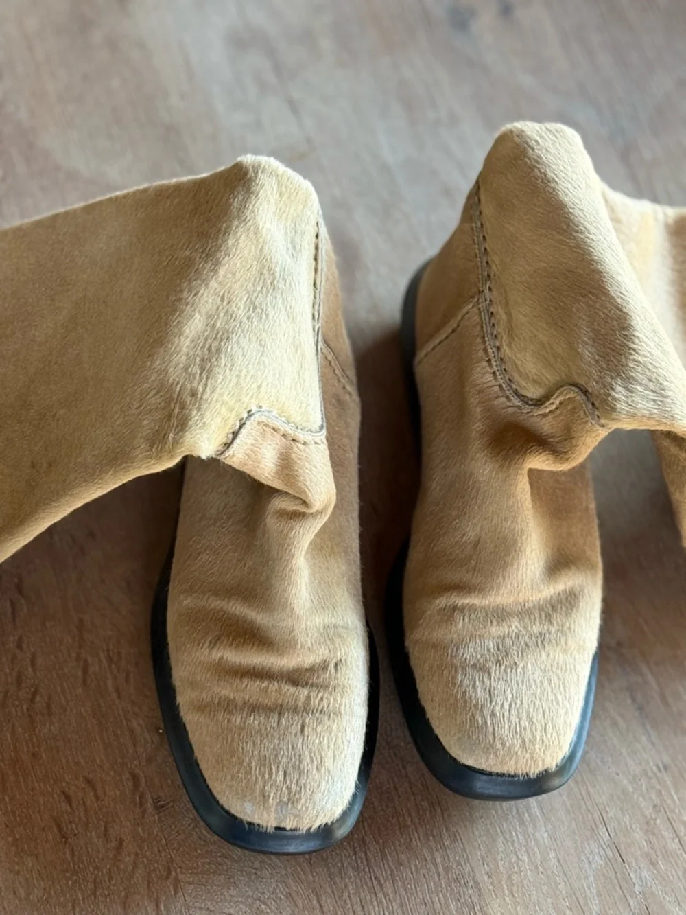 Tod’s Tan Pony Hair Knee Boots - Picture 5 of 11